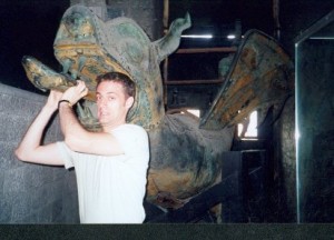 Jon wrestling Ghent dragon